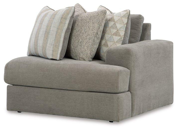 Avaliyah Sectional Loveseat